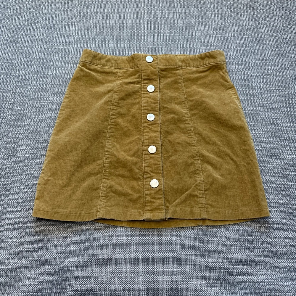 Camel‎ Corduroy Snap Front Mini Skirt Small Boho Collegiate Altar'd State
